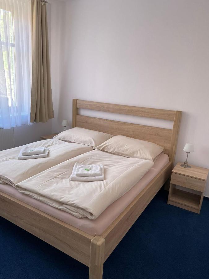 Hotel U Mesta Prahy 나호트 외부 사진