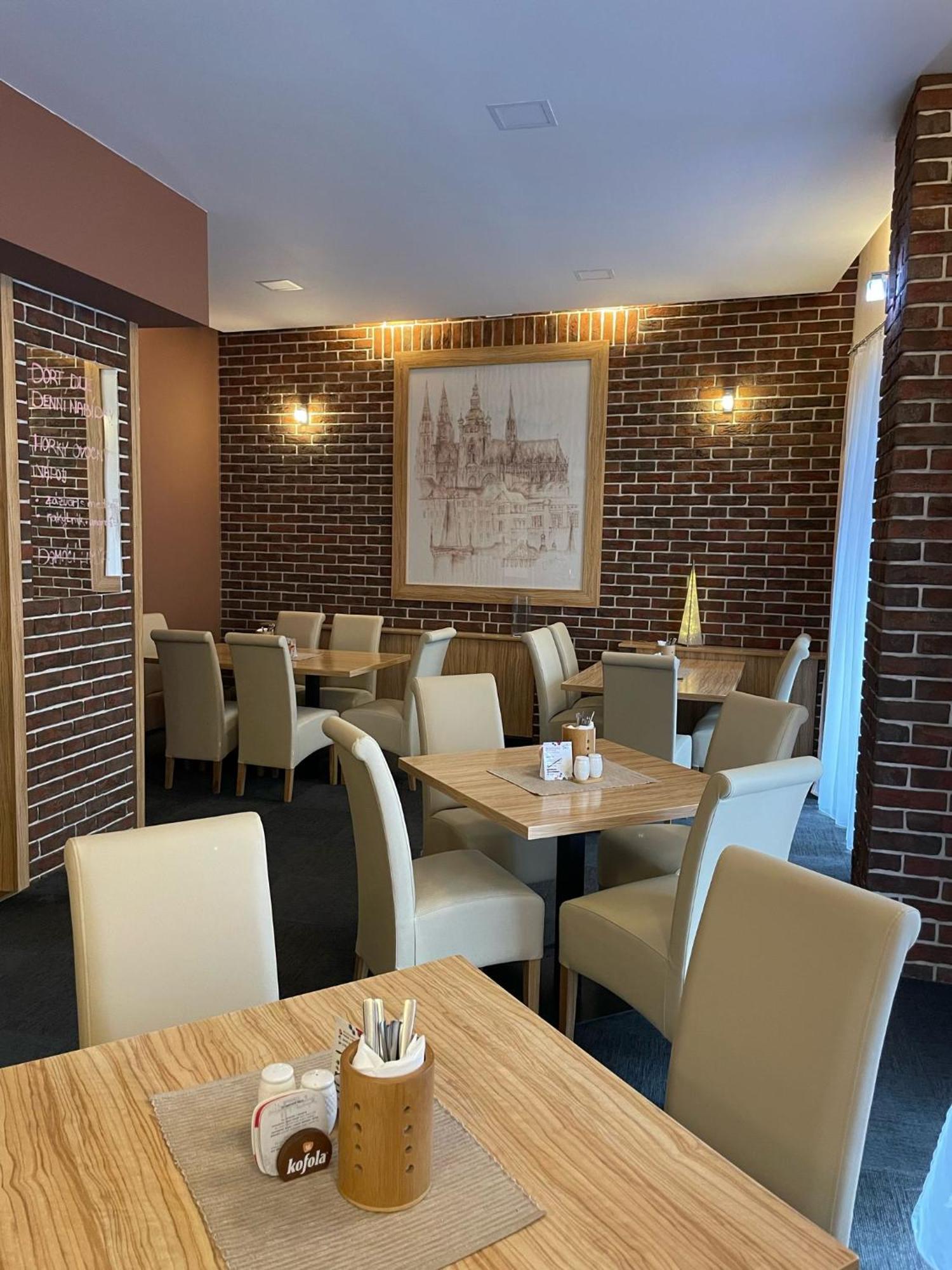 Hotel U Mesta Prahy 나호트 외부 사진
