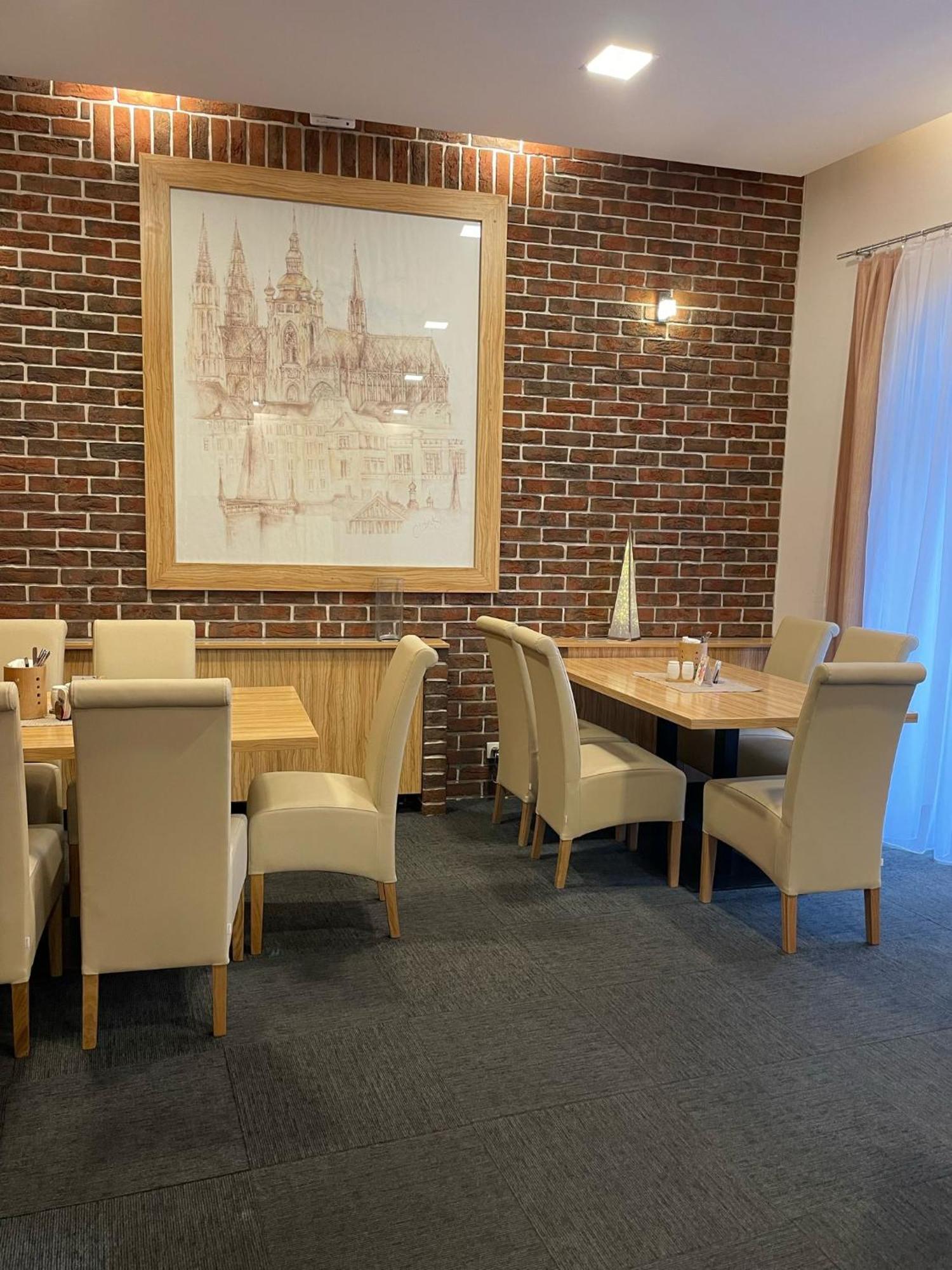 Hotel U Mesta Prahy 나호트 외부 사진